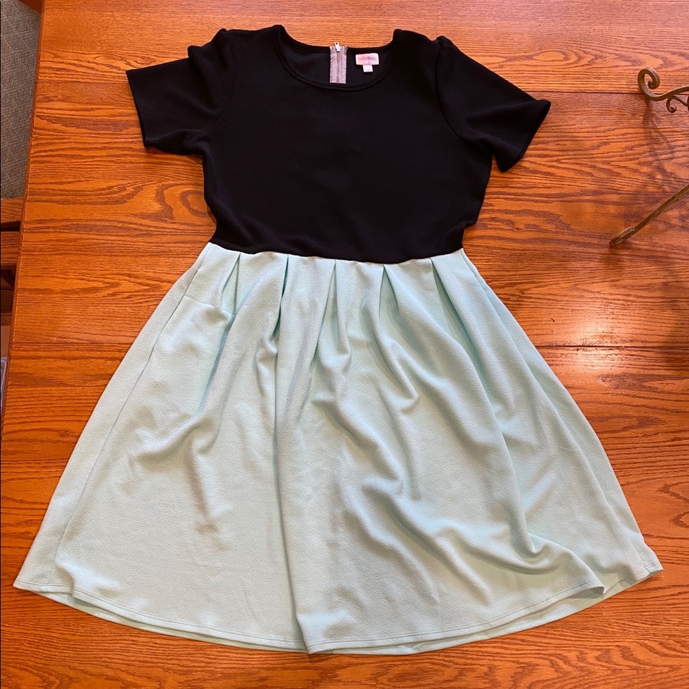 Lularoe Amelia Dress